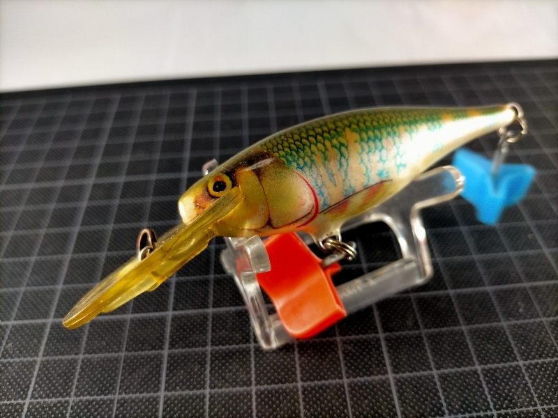 專 ラパラ RAPALA シャッドラップ SR-8 フィンランド製 ※日本限定 ジャパンスペシャルカラーだったと思います拍卖
