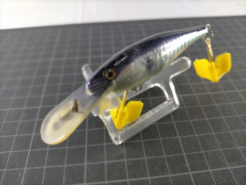 專 ラパラ RAPALA シャッドラップ SR-8 フィンランド製 DEEP RUNNER アルミ貼拍卖