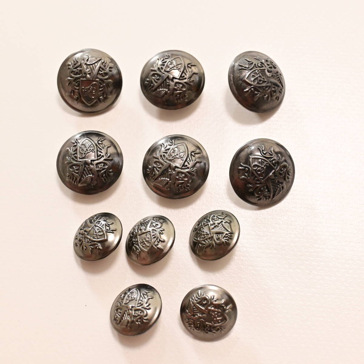 メタルボタン 約23mm×6個 約19mm×5個拍卖