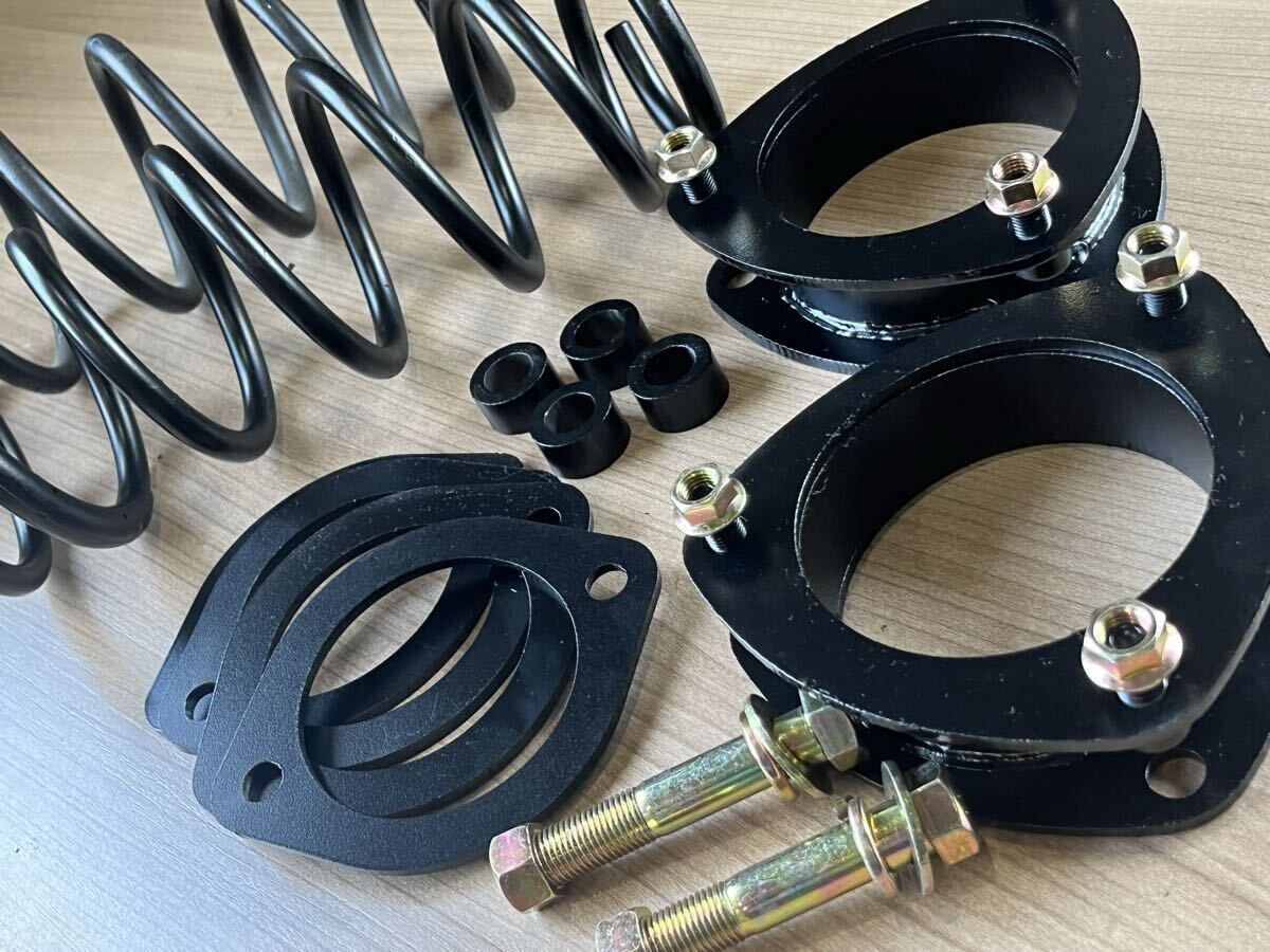 新規開発! HONDA CROSSROAD専用 リフトアップブロック+サスフルセット 乗り心地良くバネ以上のハイリフトが可能.拍卖