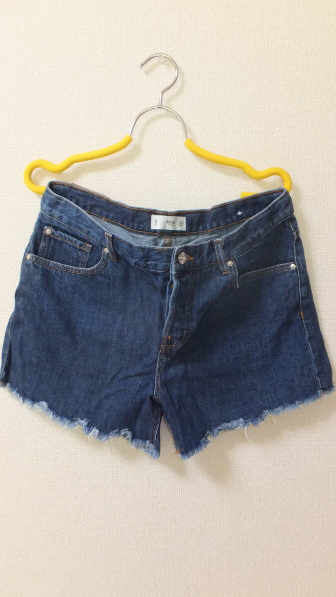 ★MNG DENIM★Ladies Short Pants size8 EUR40レディースジーンズ ショートパンツ サイズ8 ウエスト92Cm USED IN JAPAN Daisy dukes shorts拍卖