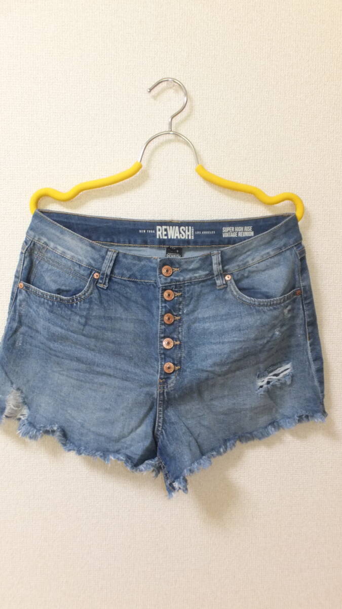 ★REWASH DENIM★Ladies Short Pants size11(30)レディースジーンズ ショートパンツ サイズ11 USED IN JAPAN Daisy dukes shorts拍卖