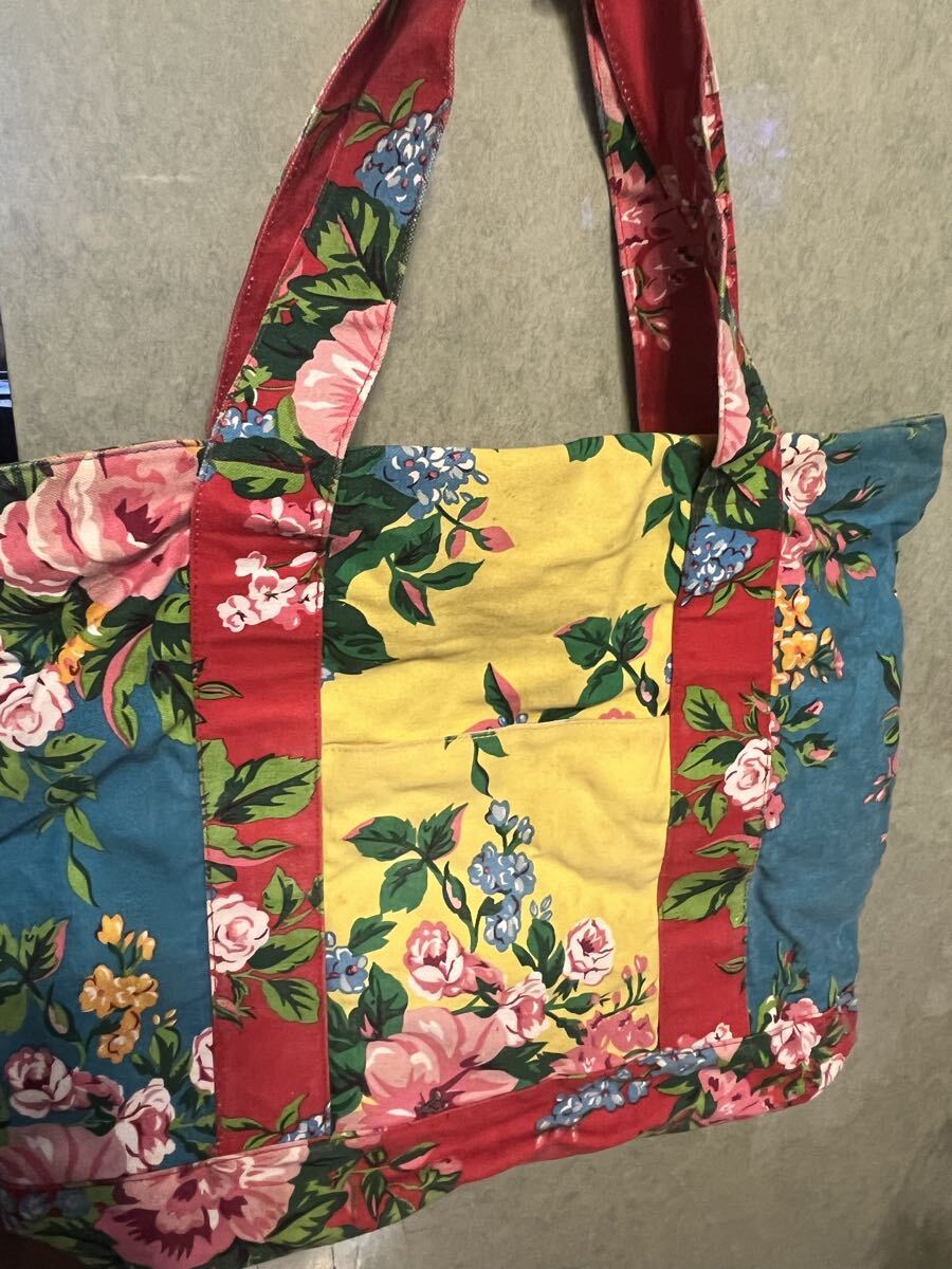 キャンパス生地花柄トートバッグ キャンパス地マチ付きトートバッグ ポーチ付きバッグ フラワートートバッグ 花柄バッグ マザーバッグ拍卖