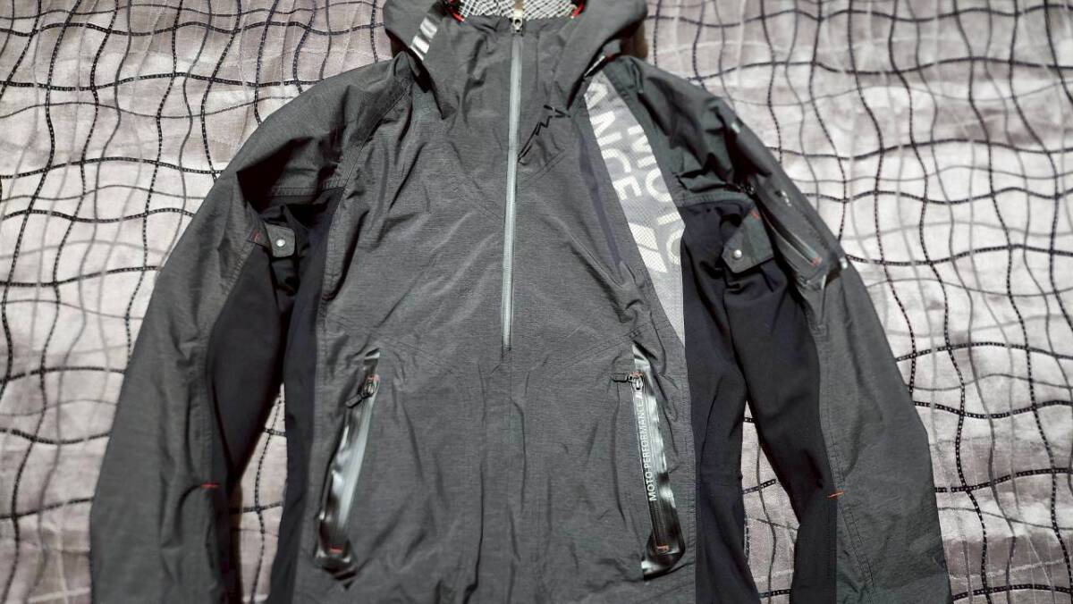 【Mサイズ】クシタニ K-2805 ウインターアメニタジャケット グレー プロテクターポケット付 KUSHITANI バイク ライディング ライダース拍卖