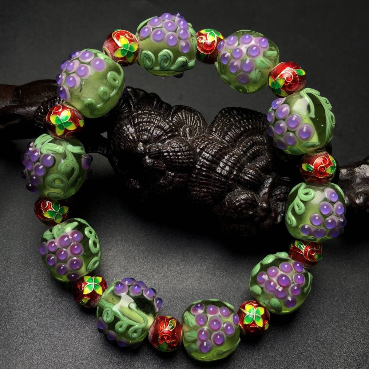 清時代 藏傳 チベット 花琉璃 手鏈 手串 念珠 置物擺件 古美術品 時代物 古董品 収集 旧家蔵出 中国唐物拍卖