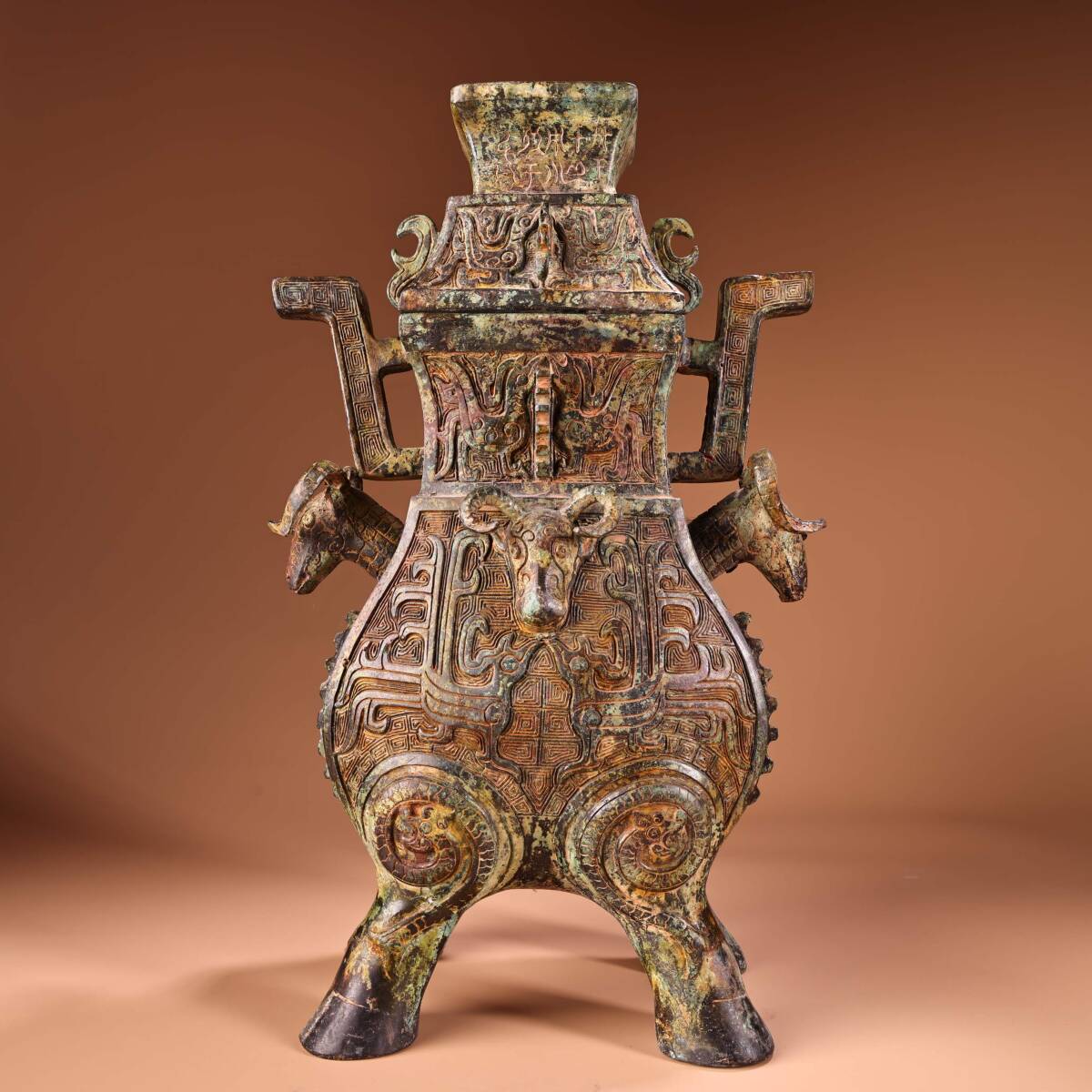 早期收集 青銅器 古銅彫 羊頭扁壺 壺 稀少珍品 文案置物 擺件 時代物 古董品 骨董 旧家蔵出し 唐物 中国古玩 古美術品拍卖