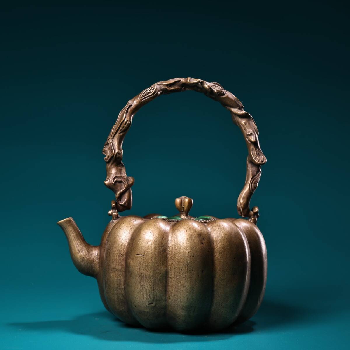 收藏 古銅彫 嵌宝石 銅器 南瓜壺 提梁壺 急須 茶壺 煎茶道具 茶道具 文案置物 擺件 時代物 古董品 骨董 旧家蔵出し 唐物 中国古玩 古美術品拍卖