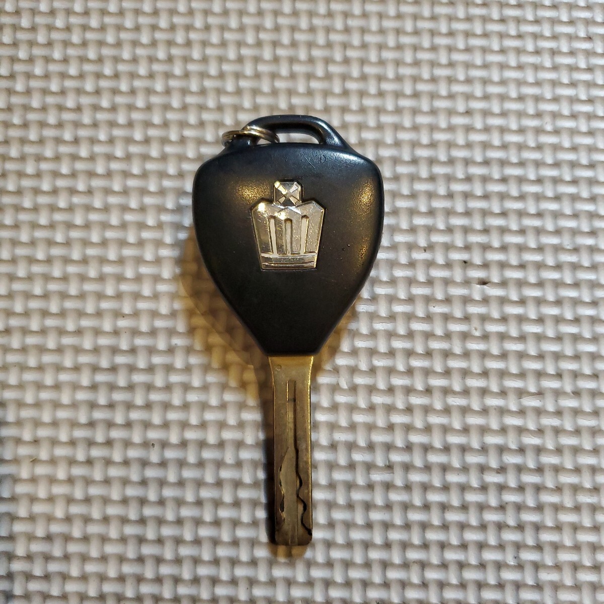 送料込 TOYOTA トヨタ純正 GRS180 クラウン GRX120 マークX 22100 3ボタン スマートキー キーレス リモコン 鍵 323拍卖