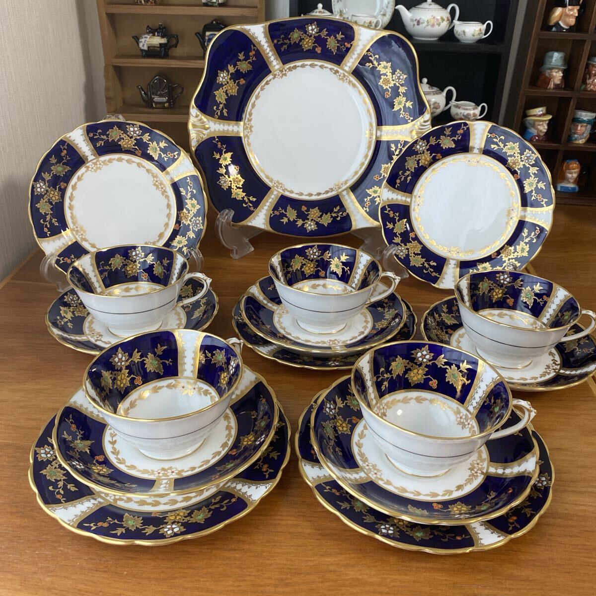 タスカン コバルトブルー エナメルペイント 金箔装飾 ティーセット ガーランド拍卖