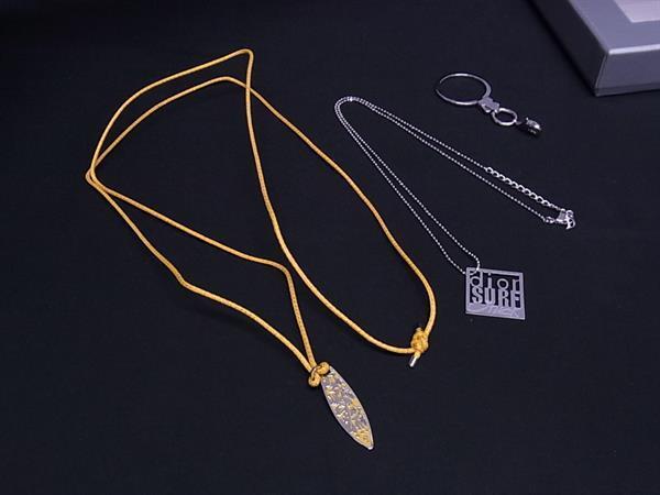 ■新品■未使用■ ChristianDior ディオール サーフ ネックレス キーリング アクセサリー 3点セット シルバー系×イエロー系 FH7172拍卖