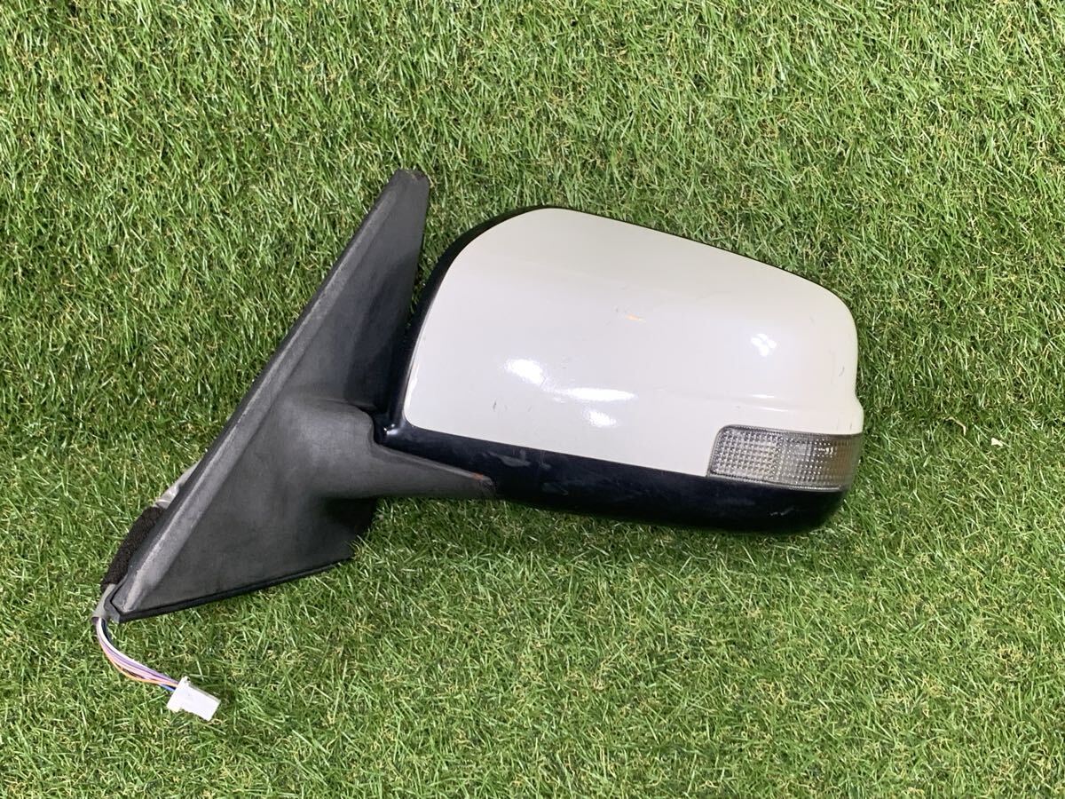 日産 セレナ HC26 後期型 サイド ドアミラー 左 助手席側 ホワイト系 【Ba7825-15】拍卖