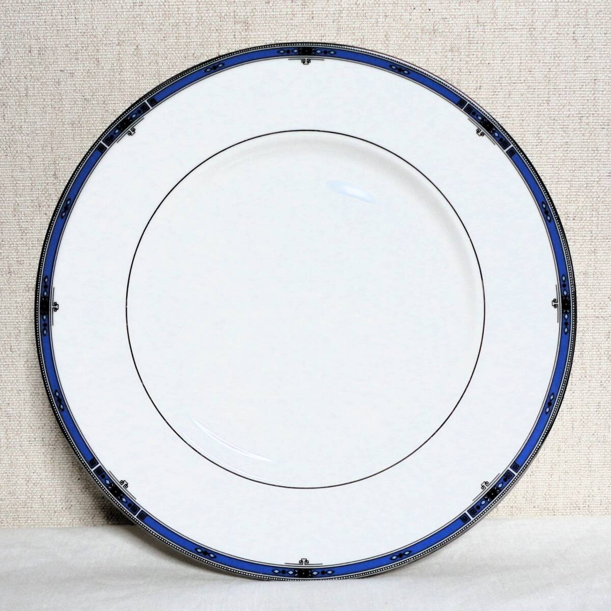 Wedgwood ウェッジウッド 大皿 プレート ブルー×ホワイト拍卖