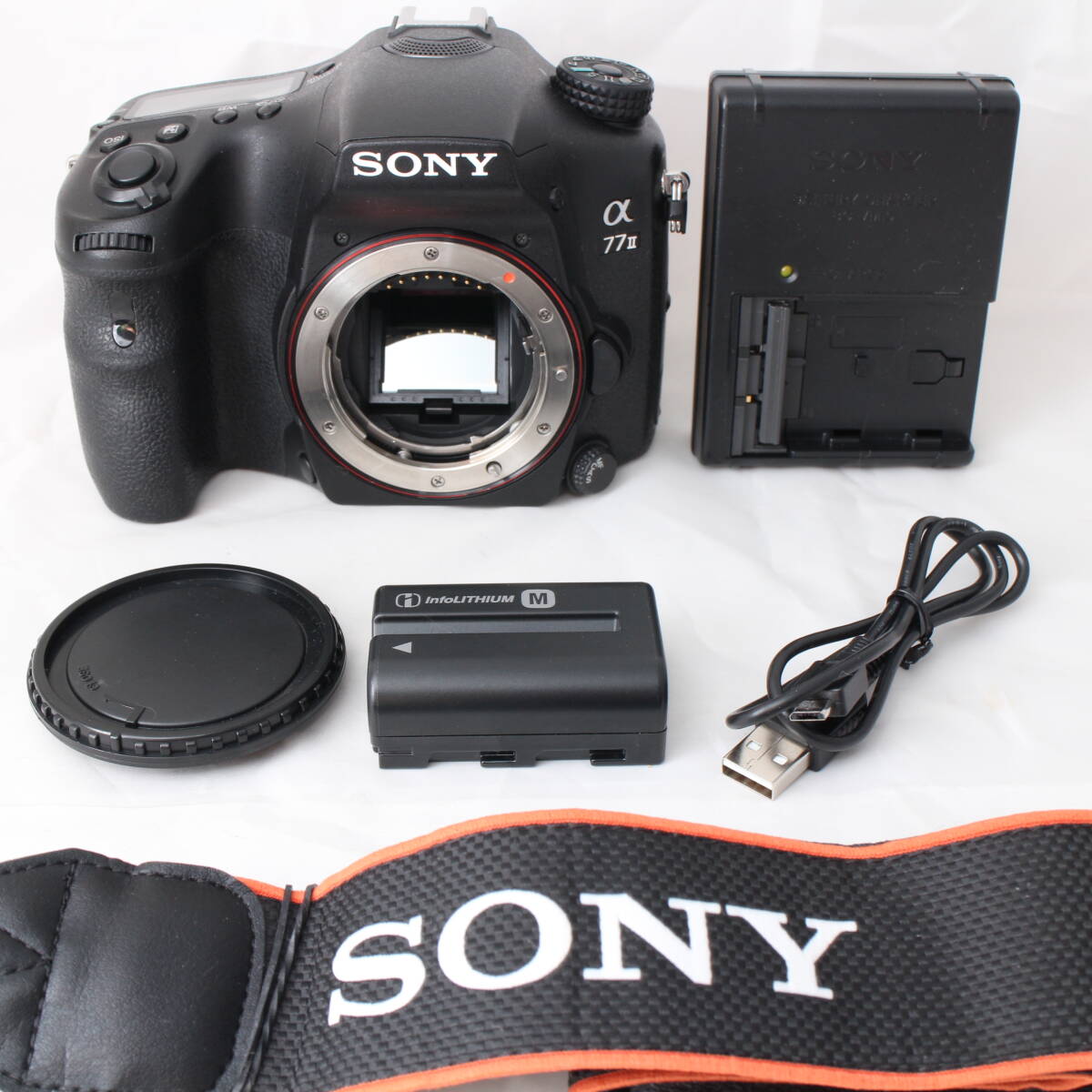 ☆良品・ショット数18552☆ SONY ソニー 一眼 α77 II ボディ ILCA-77M2 #4005拍卖