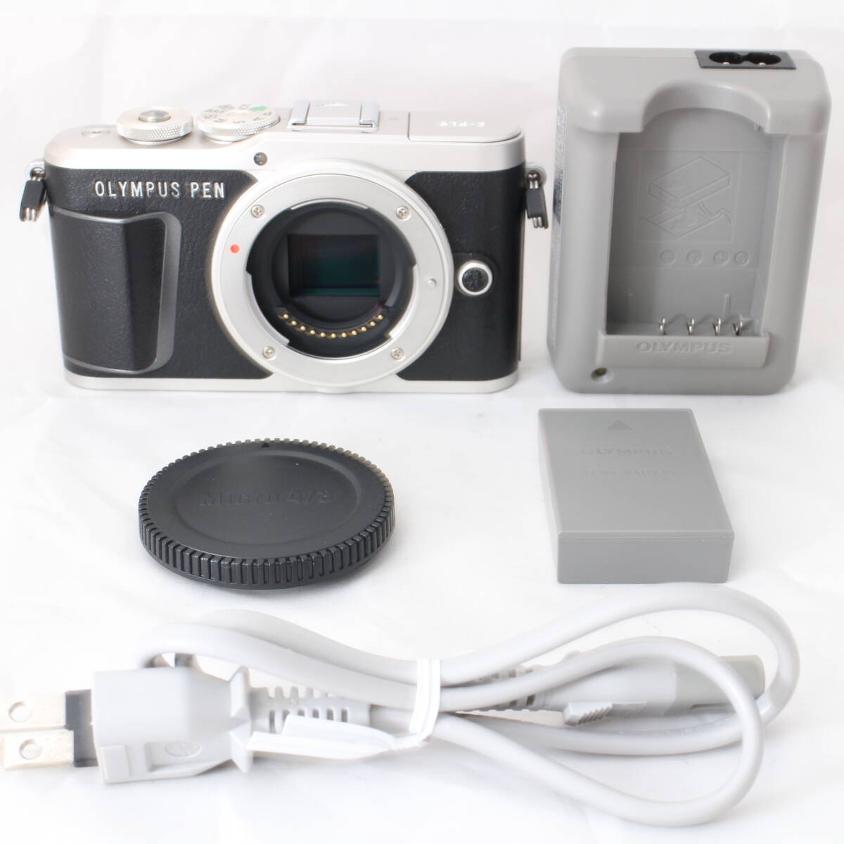 ☆良品・ショット数1708☆ OLYMPUS ミラーレス一眼カメラ PEN E-PL9 ボディ ブラック オリンパス #4081拍卖