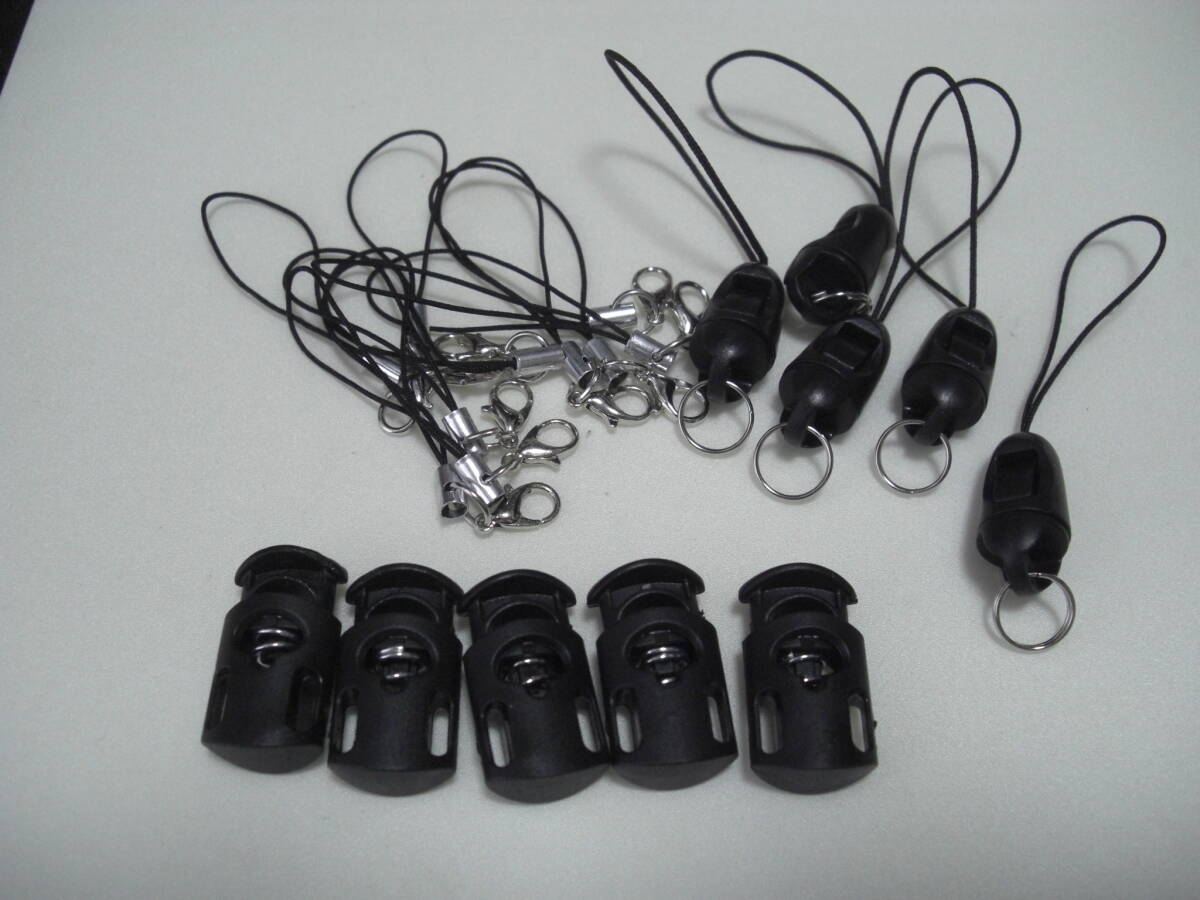 ストラップなどまとめて15個セットの出品です。拍卖