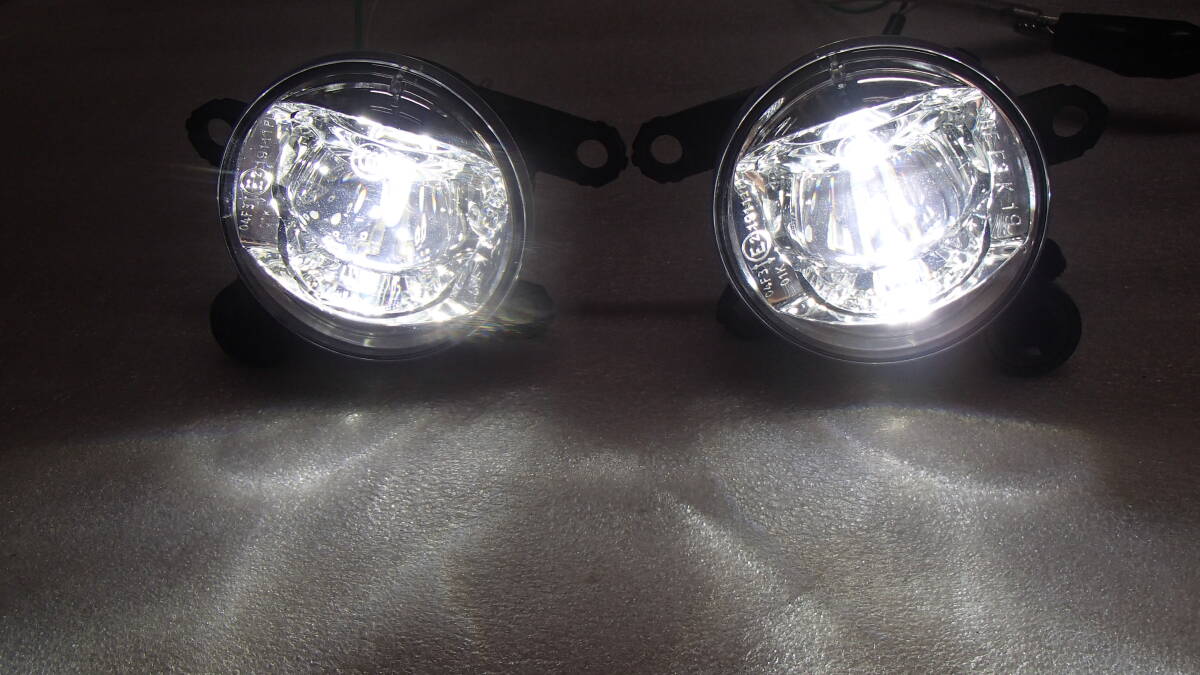 破損無し デリカミニ 純正 LEDフォグランプ 左右 三菱 拍卖