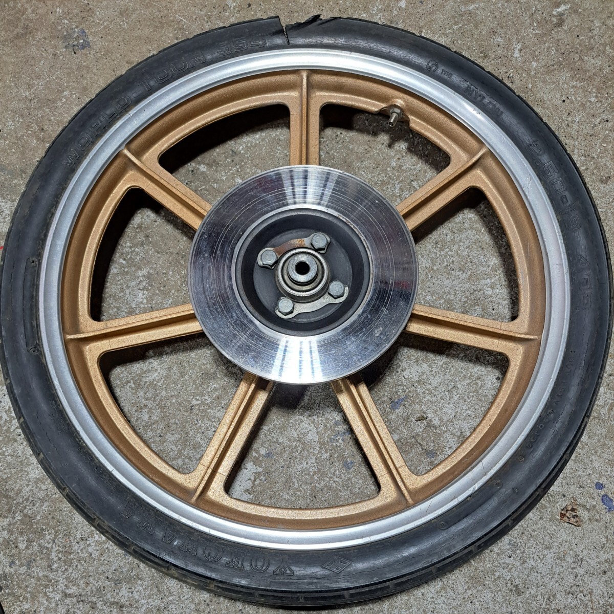 希少 ヤマハ RD50SP フロントホイール ディスクローター 付き 美品 当時物 チャンバー 外装 エンジン 拍卖