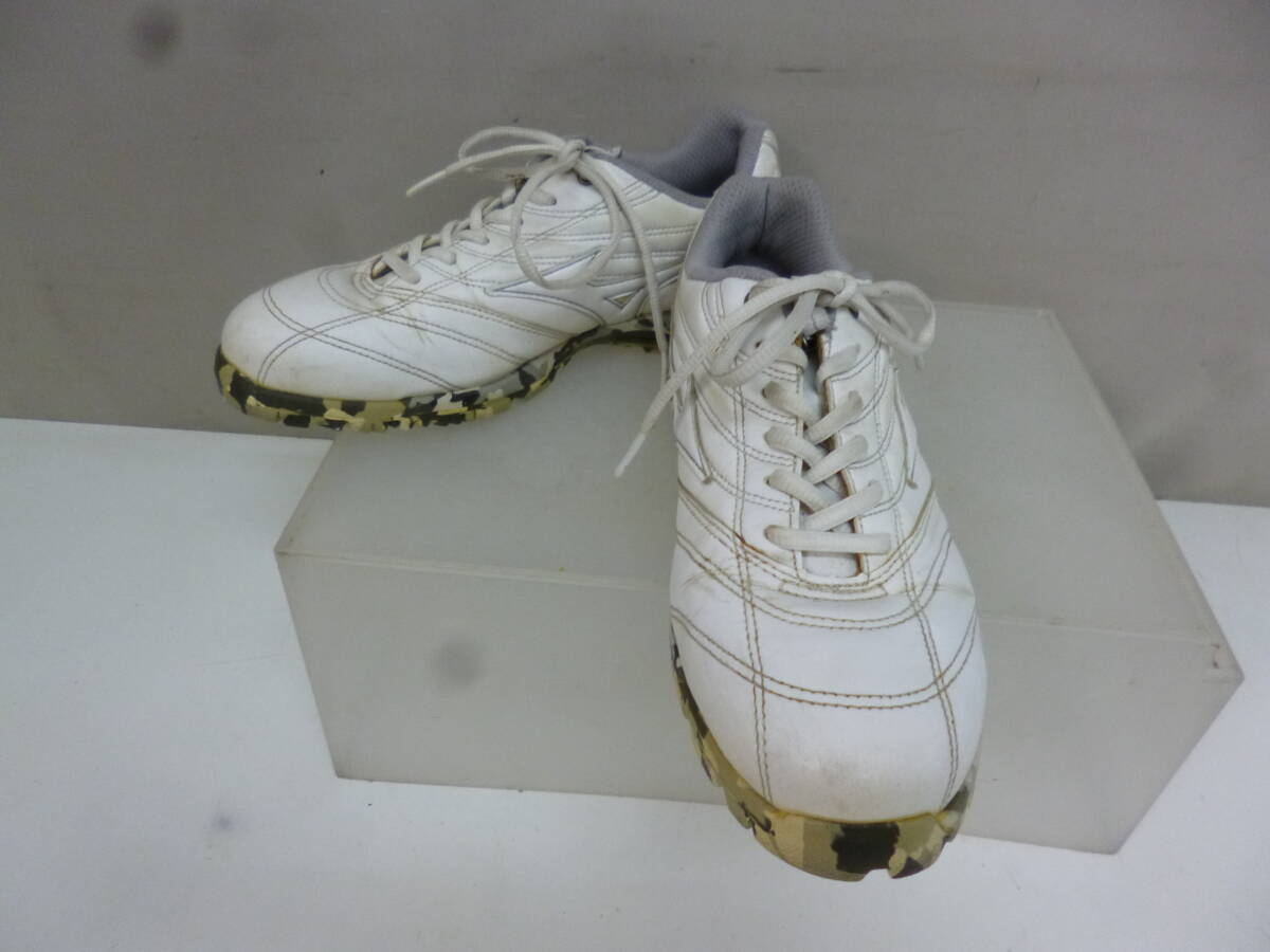 ★35)ゴルフシューズ・メンズ ミズノ MIZUNO 24.5㎝3E幅 スパイク劣化 箱、説明書なし※中古-使用汚れ多数現状品■60拍卖