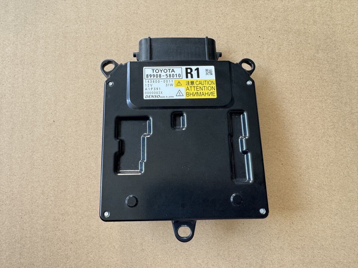30 アルファード ヴェルファイア 前期 純正 ヘッドライト コンピューター 右 R1 89908-58010 agh30 agh35 ggh30 ayh30拍卖