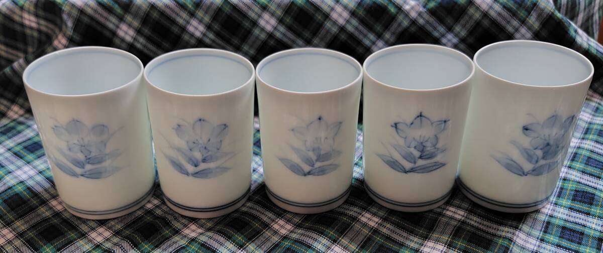 ◆送料無料◆未使用◆美品◆永峰 ぐい呑み 5個セット (木箱にはヤケ・シミなどの傷みあり)拍卖