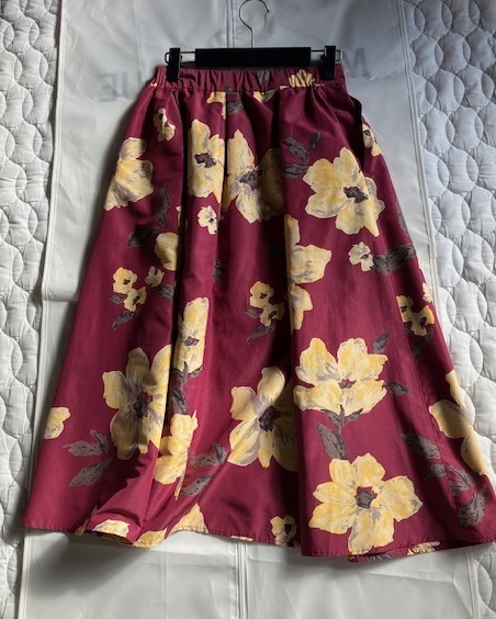 アダムエロペ Adam et Rope' 花柄フレアースカート 36サイズ ¥17,000 イエロー拍卖