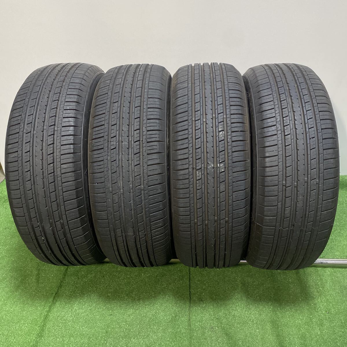 APTANY EXPEDITE 215/60R17 4本セット 2023年製 8分山拍卖