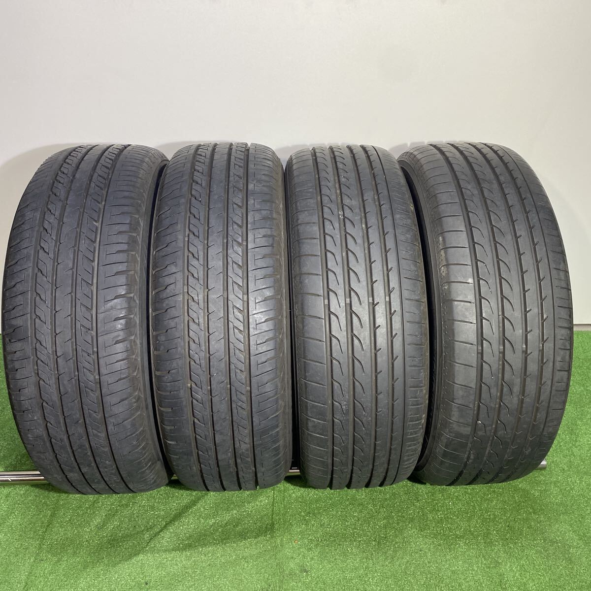 YOKOHAMA BluEarth RV-02 ×2本 SEIBERLING SL201 ×2本 215/60R17 2本×2020年製 1本×2023年製 1本×2024年製  4本セット8分山 拍卖