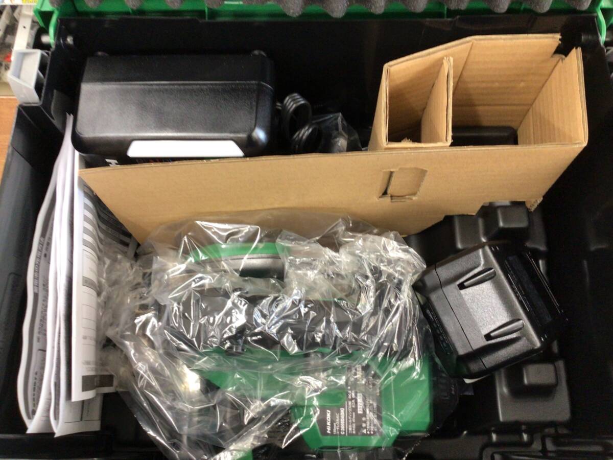 【中古品】★HiKOKI(ハイコーキ) マルチボルト 36V 125mm充電式丸のこ(黒鯱チップソー付) C3605DA(SK)(2XPSZ) 緑/フルセット拍卖