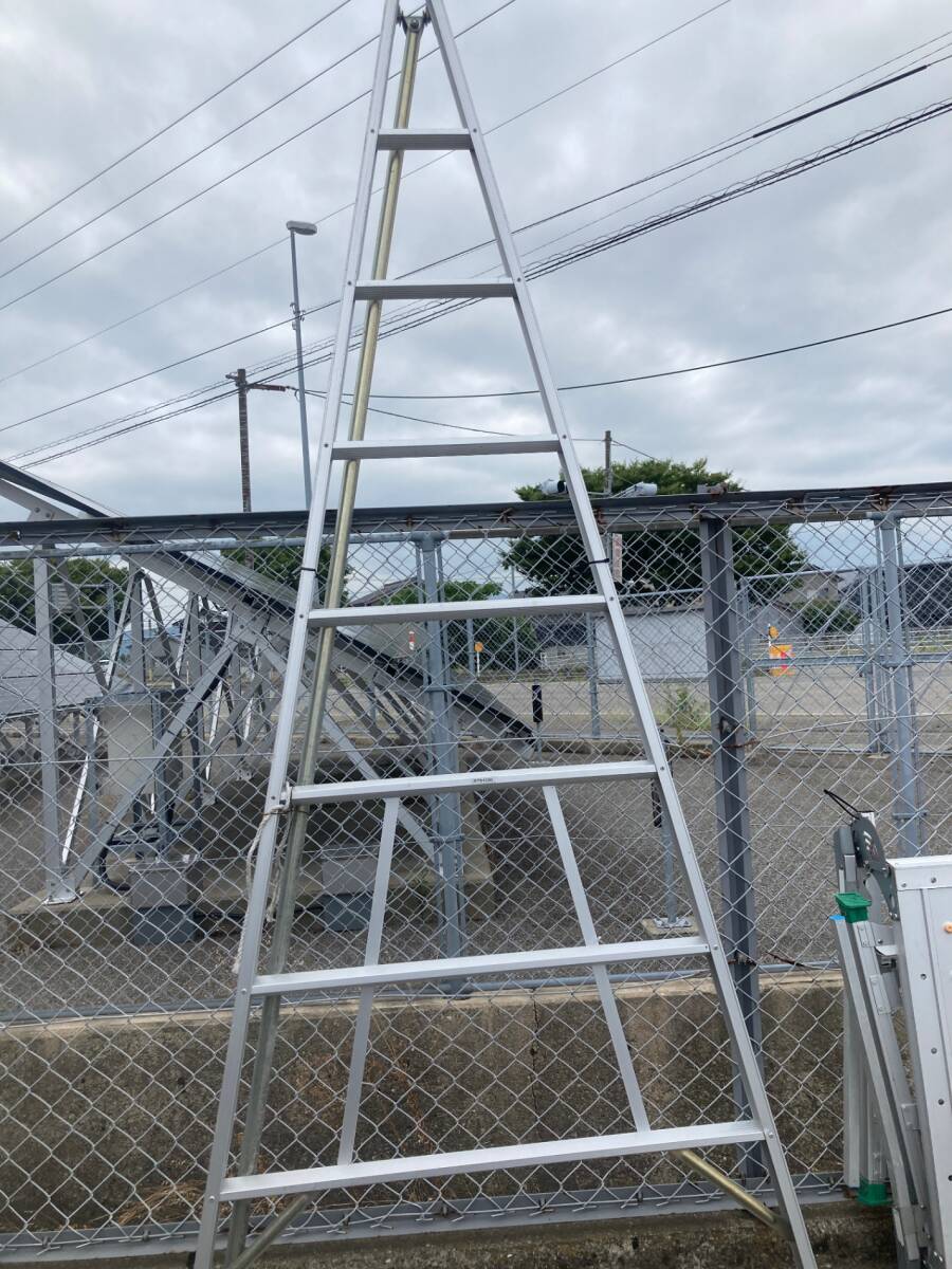 【店舗引取】【引取限定】【中古品】★メーカー不明 三脚脚立 7尺 ITEUAIQHER3C拍卖