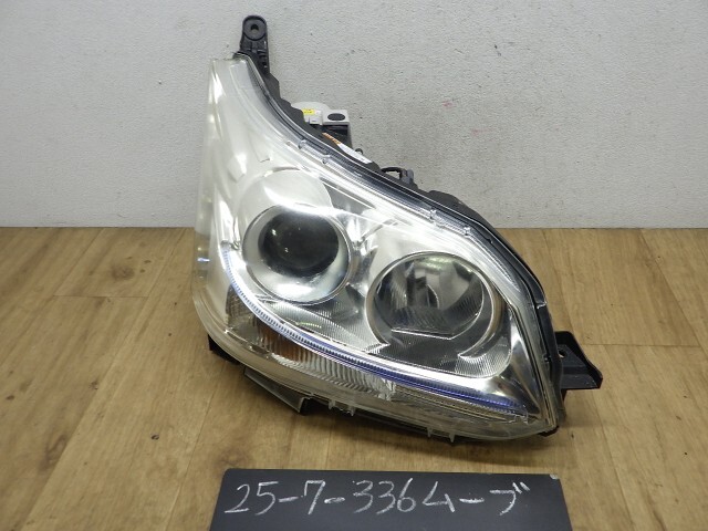 ムーヴ  LA110S 右ヘッドランプ ライト レンズ  W24 コイト 100-51060 81110-B2620拍卖