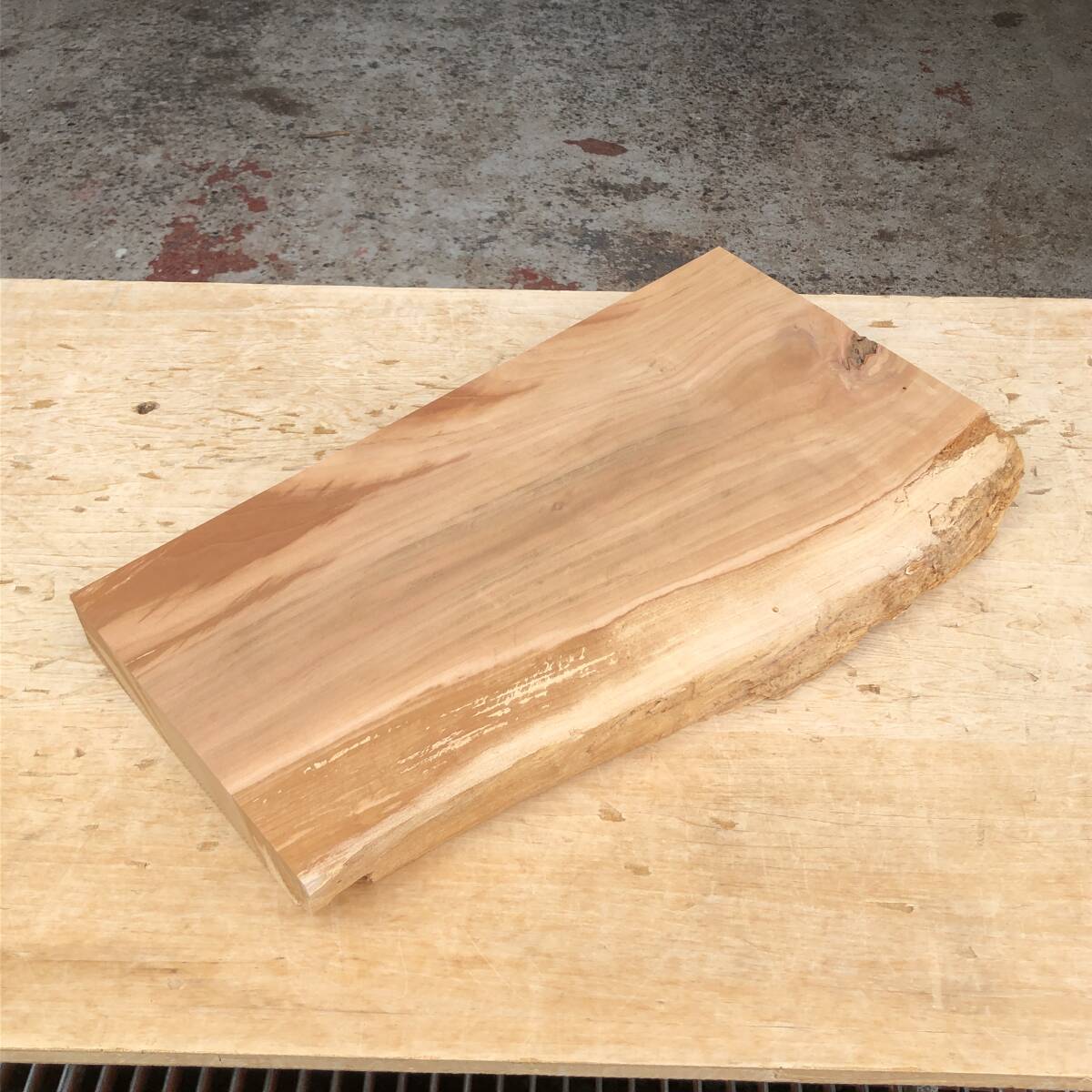 送料無料!山桜【A47G】494×205~280×45mm ヤマザクラ クラフト 木工 ハンドメイド 天然木 自然素材 木材 乾燥材 無垢材《銘木すずめや》拍卖