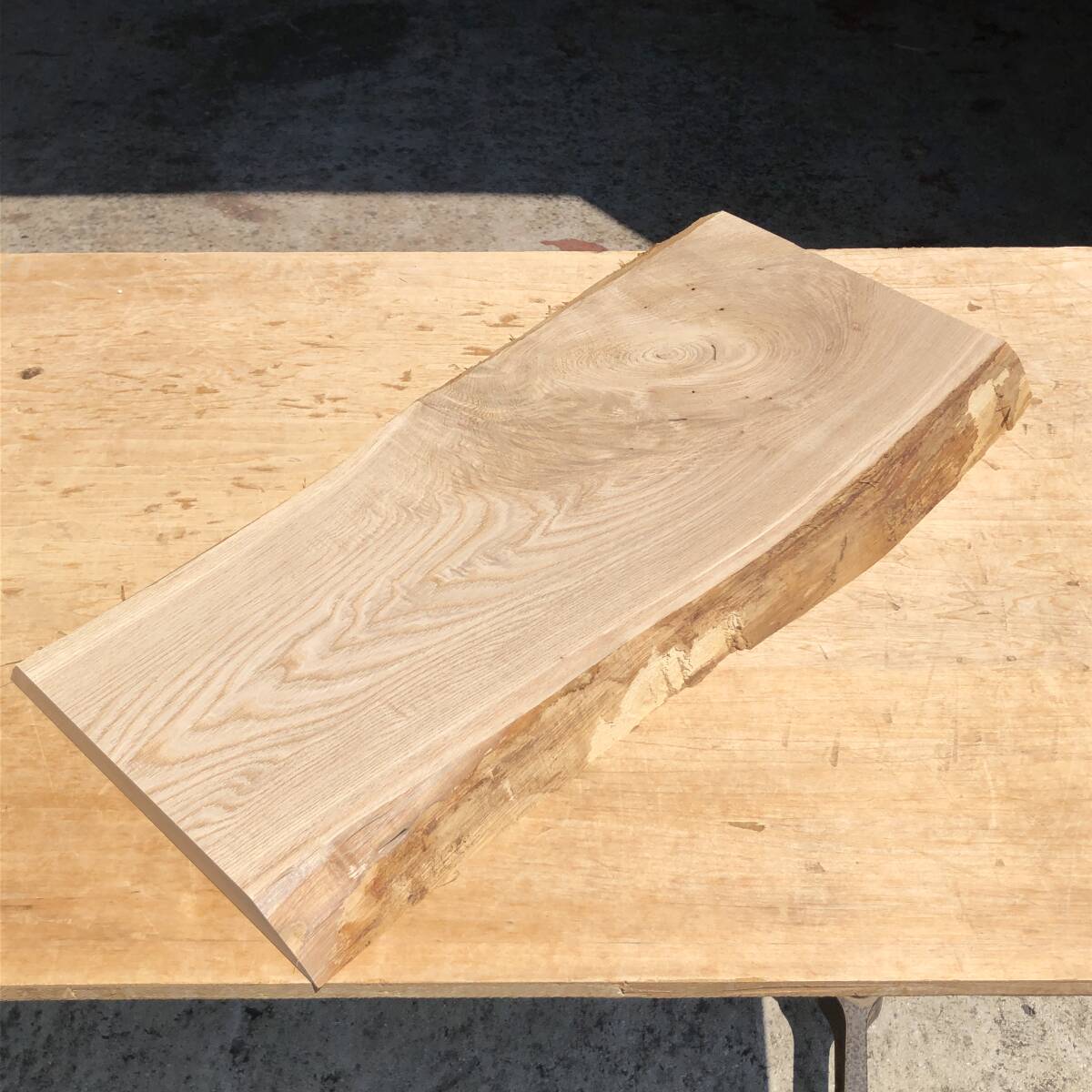 送料無料!栗【A96Z】568×246~292×32mm クリ 木工 彫刻 看板 クラフト 天然木 自然素材 材木 木材 乾燥材 無垢材《銘木すずめや》拍卖