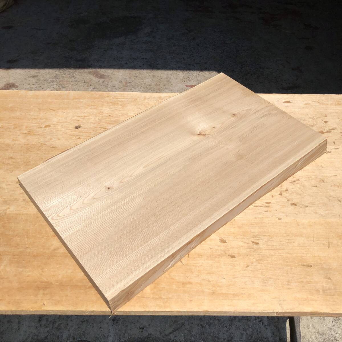 送料無料!栗【A99Z】550~555×315~324×33mm クリ 木工 彫刻 看板 天然木 自然素材 材木 木材 乾燥材 無垢材《銘木すずめや》拍卖