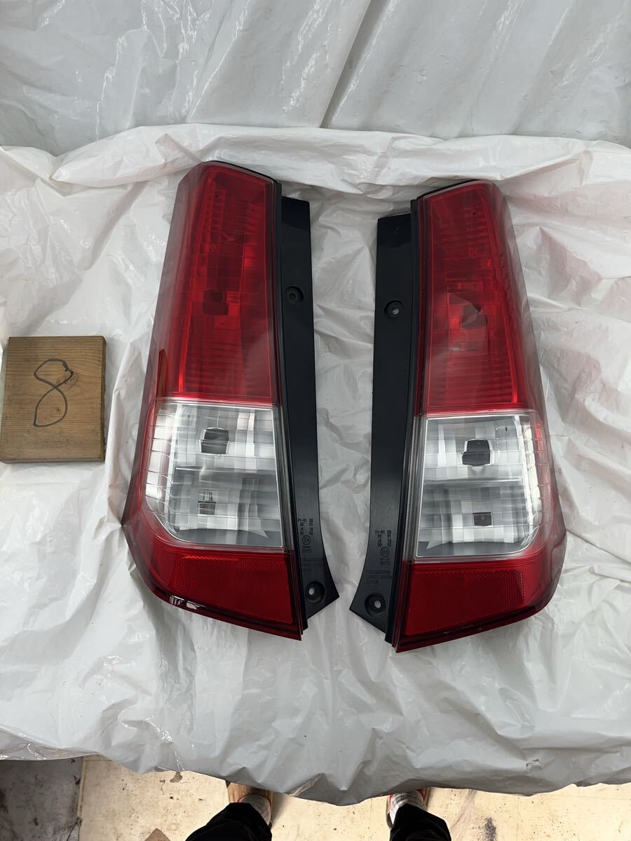 i8.2 ワゴンR テールランプ テールライト 左右セット 35603-70K0 拍卖