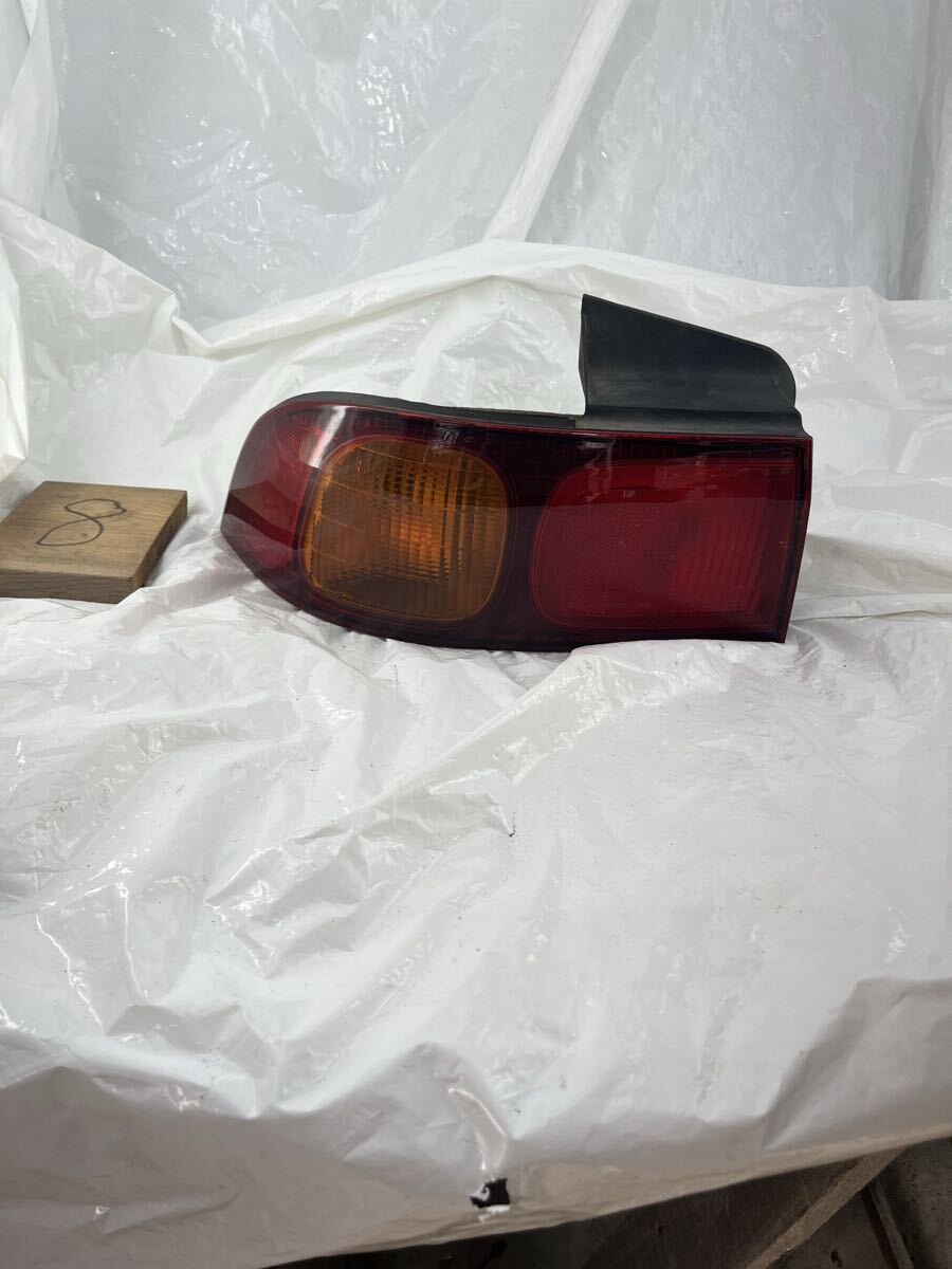 i8.12 インテグラ DB9 左テールランプ コイト 220-22235 左側 助手席側 テールライト拍卖