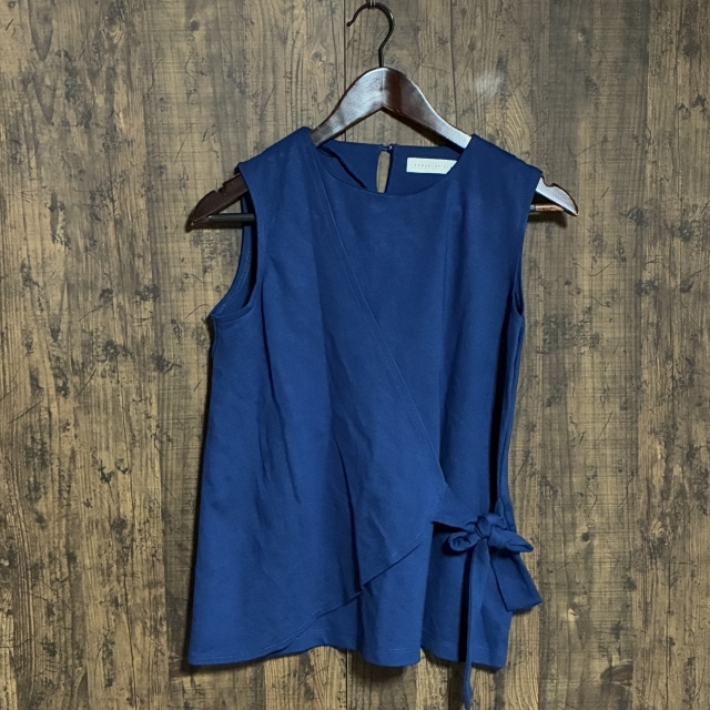 C18◇SENSE OF PLACE | センスオブプレイス ノースリーブブラウス ロイヤルブルー レディース Freeサイズ 中古品拍卖
