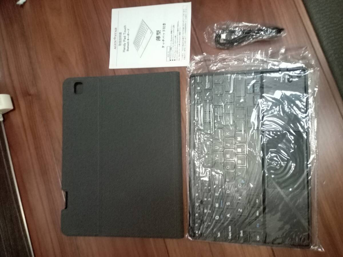 Bluetoothキーボード薄型 タッチパッド付き 新品未使用拍卖