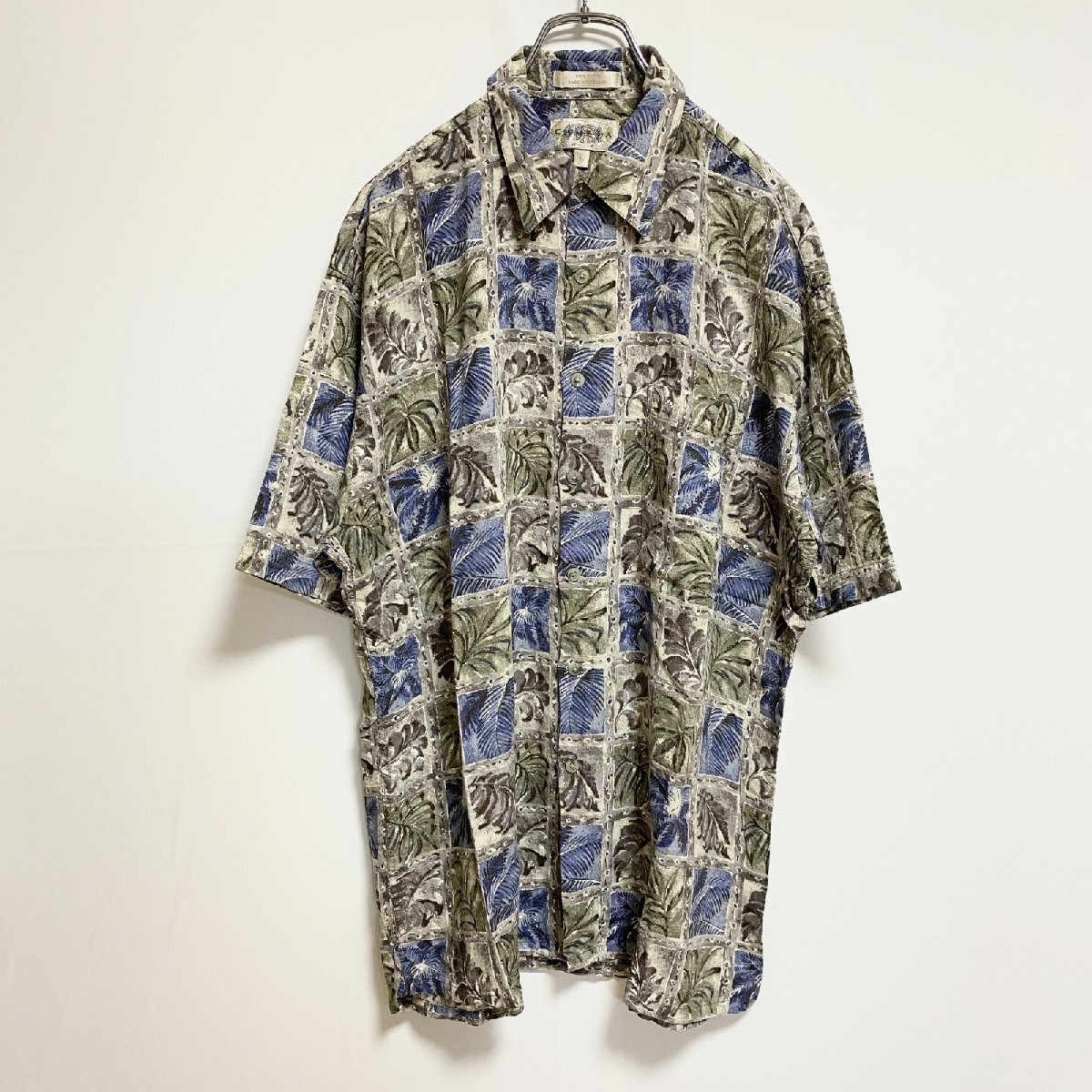 古着 used CAMPIA 半袖総柄シャツ レーヨンシャツ アロハ柄 マルチカラー レトロデザイン 個性的  Lサイズ拍卖