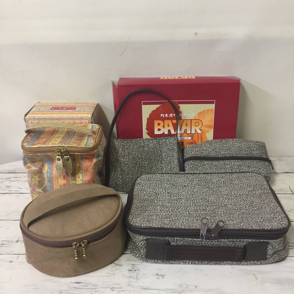 未使用 カネボウ トラベルポーチセット 化粧ポーチ お出かけポーチ 収納グッズ おまとめ 非売品 Z50820拍卖