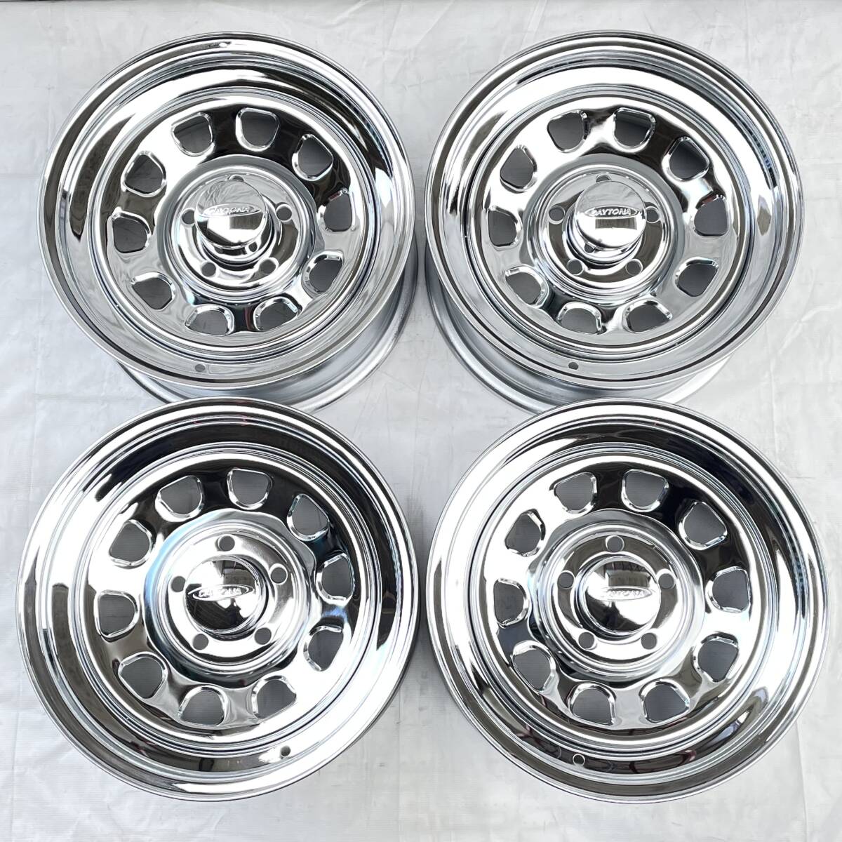 デイトナ クローム 15-7.0J 5H114.3 +19 FIREMAX FM316 195/65R15 91H WW (リボン幅 28mm) ホワイトリボン 特価品! 01-0040拍卖