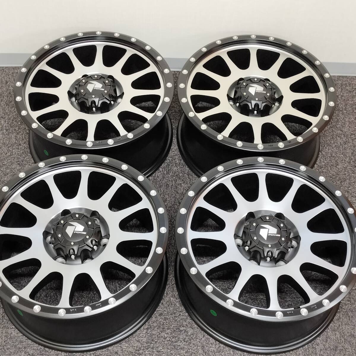 PDW MG-2 フラットブラック/マシンポリッシュ 17-8.0J 6H139.7 +25 4本セット ハイラックス サーフ ランドクルーザープラド 01-2552S-2拍卖