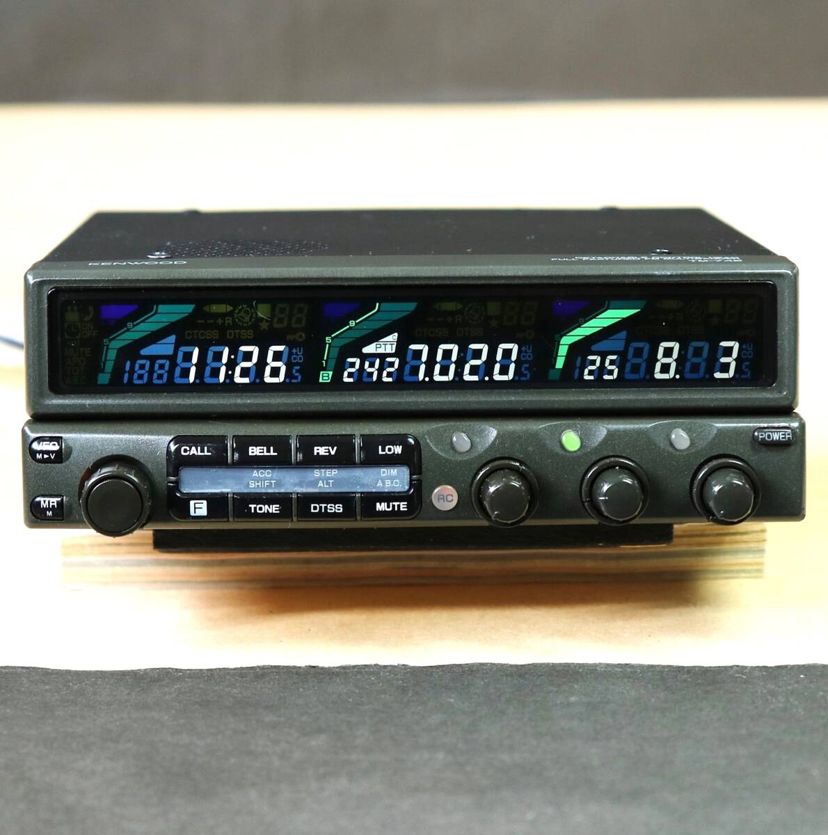 ※希少 KENWOOD ケンウッド TM-2400 2.4GHz 白色 LED 電解コンデンサ 予防交換(検索:TM-541 TM-531 TM-942 TM-842)拍卖