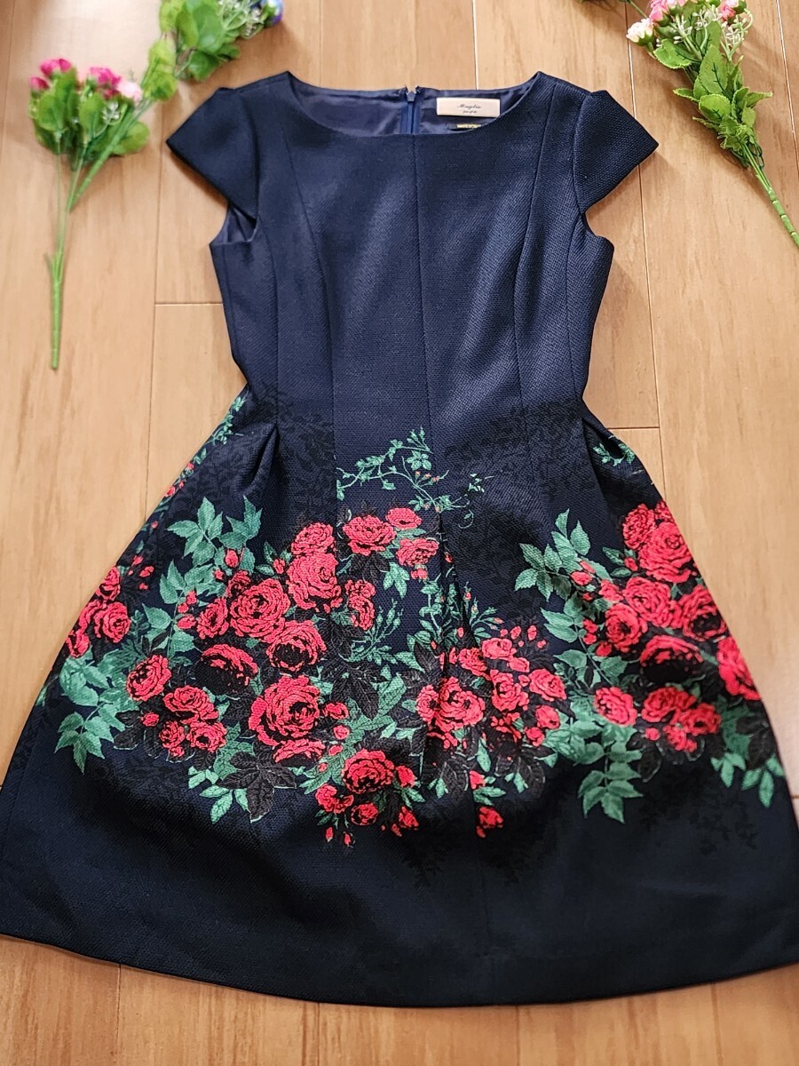 新品同様☆マーリエエフデ 花柄 ワンピース☆7 紺色拍卖