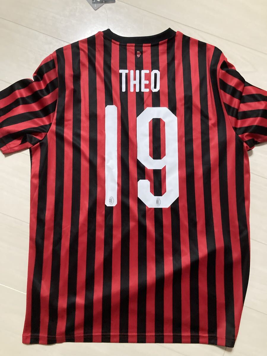 【新品タグ付き】AC Milan ミラン 2019-20ホームユニフォーム19番 テオ・エルナンデス フランス代表拍卖