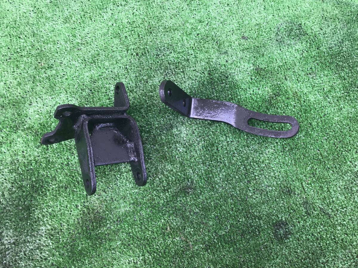 送料¥600 EA11R カプチーノ 5MT F6A (S7) エアコンコンプレッサー ステー 拍卖