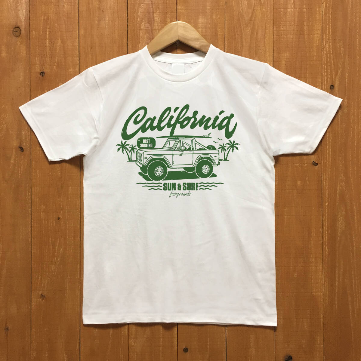 ■SUN & SURF Tシャツ ■Mサイズ(ホワイトxグリーン)カリフォルニア アメ車 フォード ブロンコ サーフィン サ-フ FORD BRONCO拍卖