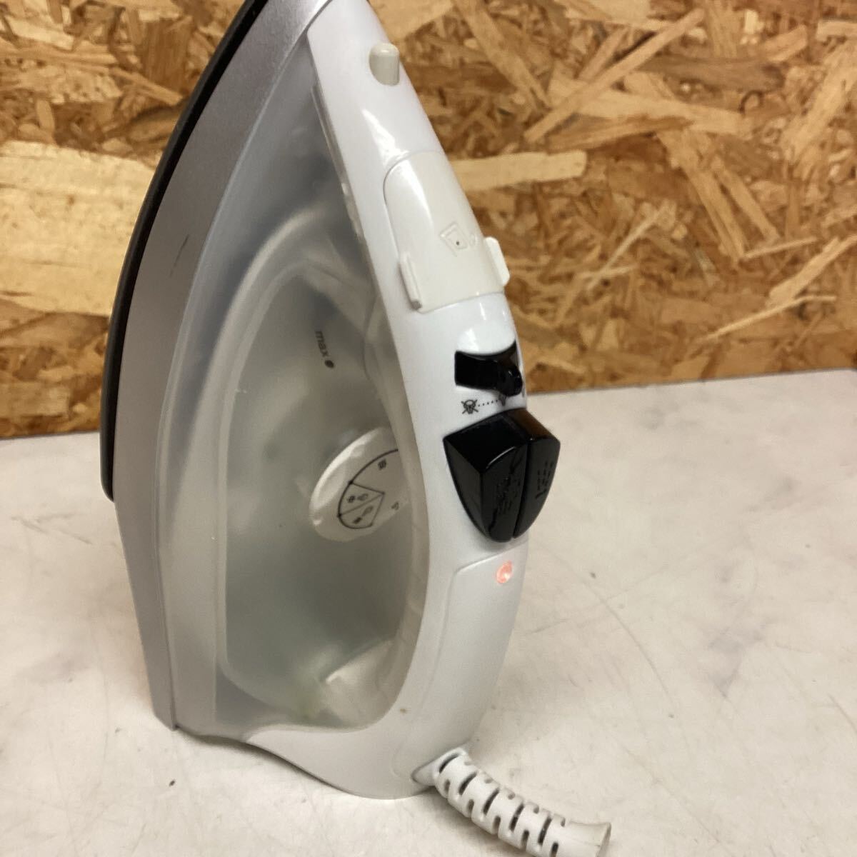 石崎電機製作所 SI-105 ホワイト コンパクト スチームアイロン (は60)拍卖