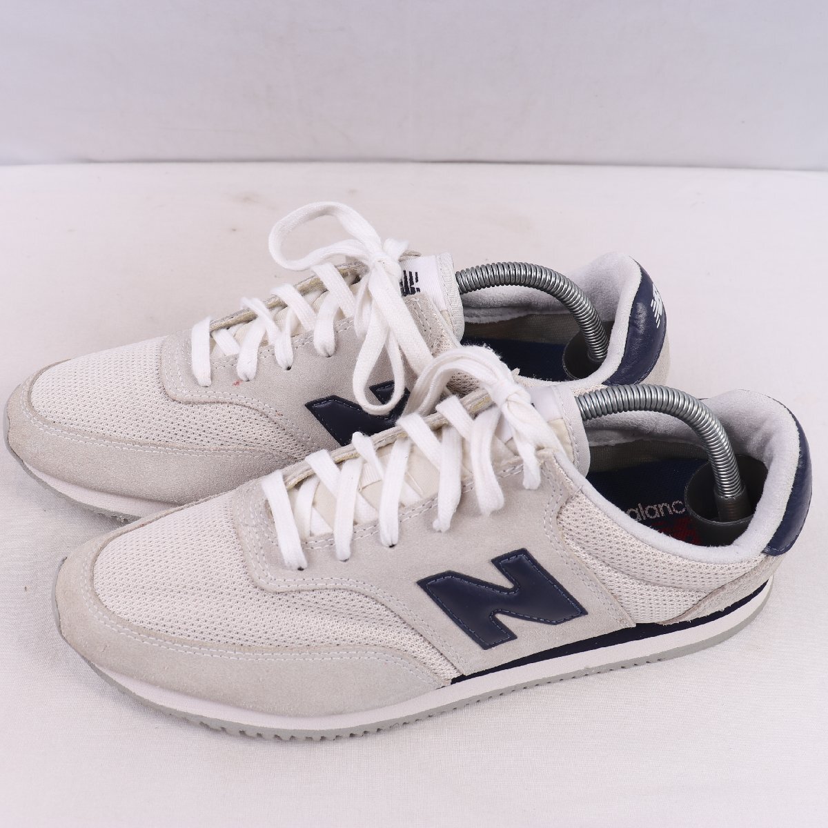 100 ニューバランス 28.0cm/new balance 灰 グレー 紺 ネイビー 中古 古着 メンズ スニーカー yy6399拍卖