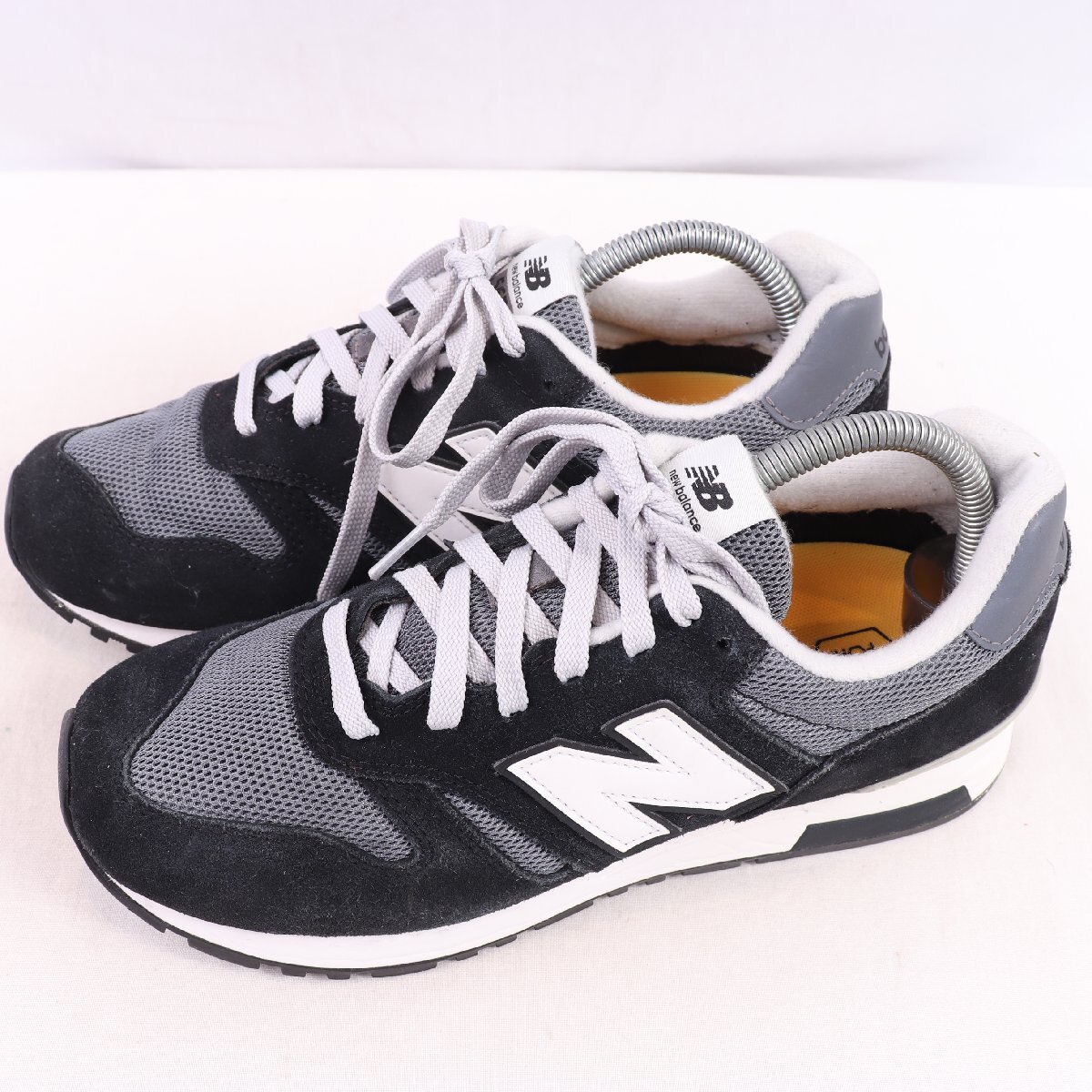 565 ニューバランス 26.0cm/new balance 黒 ブラック 灰 グレー ホワイト 中古 古着 メンズ スニーカー yy6485拍卖