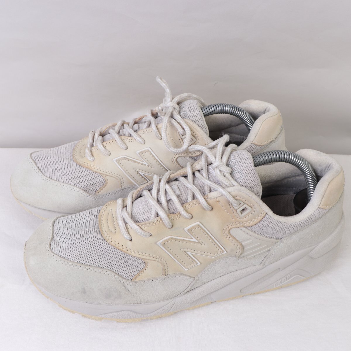 580 ニューバランス 27.0cm/new balance ライトグレー ベージュ 中古 古着 メンズ スニーカー yy6592拍卖